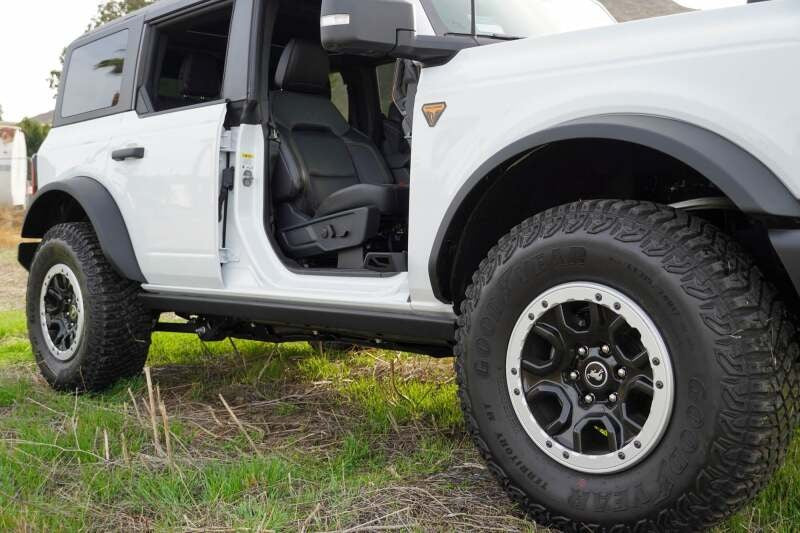 DV8 Offroad 2021+ Ford Bronco Foot Peg Pair - Black