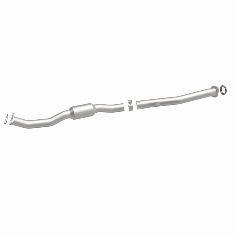 MagnaFlow OEM Grade Federal Direct Fit Catalytic Converter - 2010-2012 Subaru Outback / Legacy