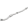 MagnaFlow OEM Grade Federal Direct Fit Catalytic Converter - 2010-2012 Subaru Outback / Legacy