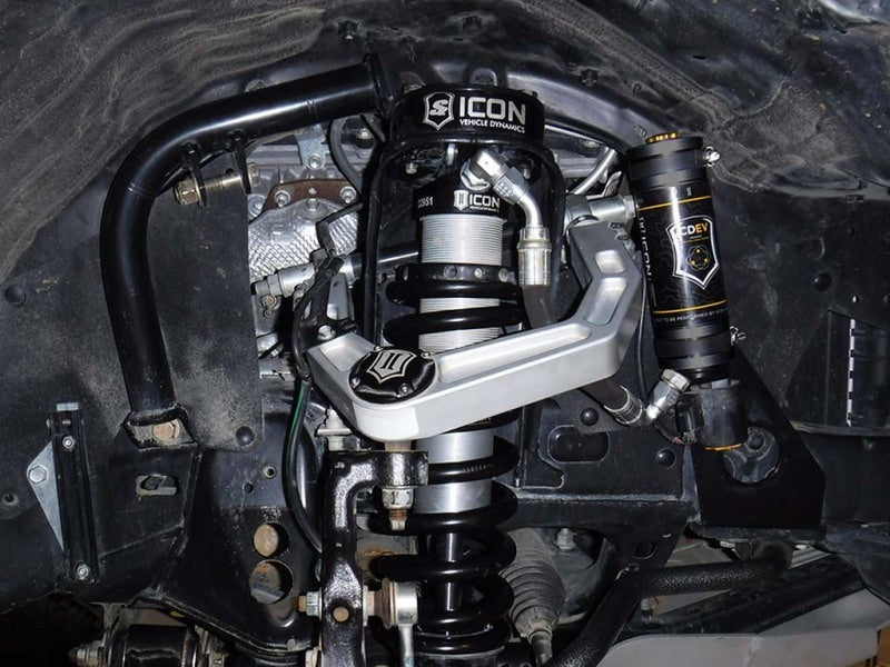 ICON 2.5 V.S. Remote Reservoir CDEV Coilover Kit 700Lb for 2005-2023 Toyota Tacoma Ext Travel - 58735E-700