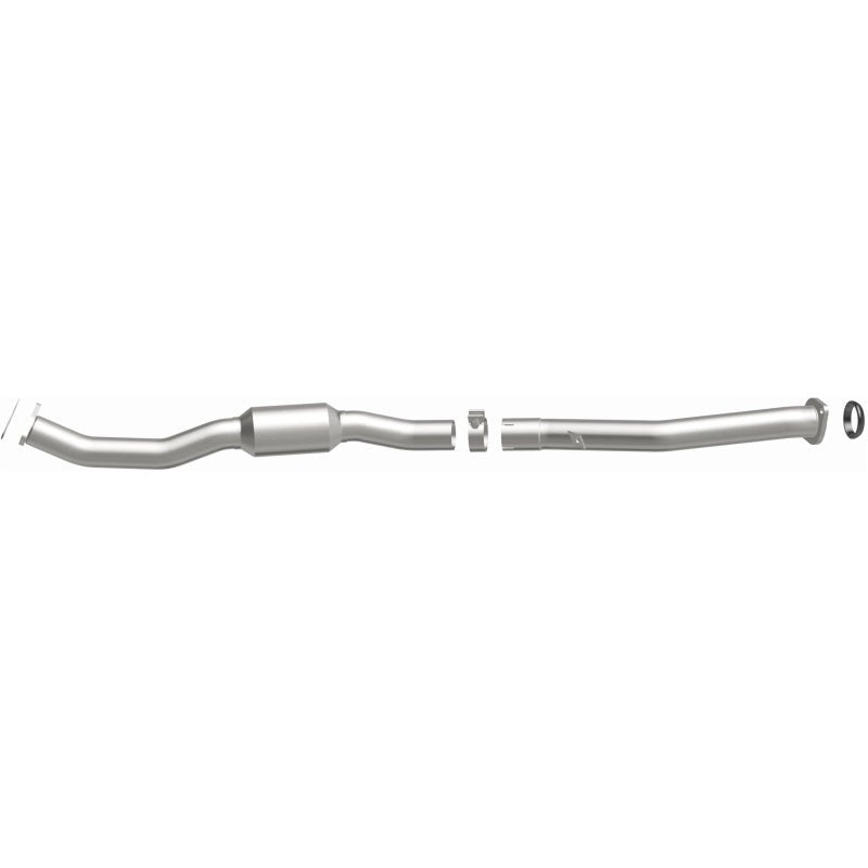 MagnaFlow OEM Grade Federal Direct Fit Catalytic Converter - 2010-2012 Subaru Outback / Legacy