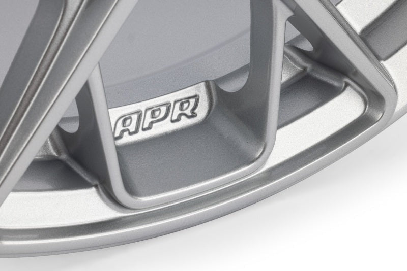 APR A02 Flow Formed 20x9.0 / 5x112 / ET37 / 66.5mm Bore / Silver Wheel