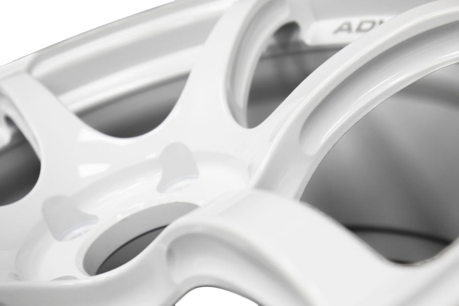 Advan RGIII Racing Special Edition White 18x9.5 +45mm 5x114.3 (Single Wheel) - 2015-2024 Subaru WRX / 2015-2021 STI / 2019-2024 Forester