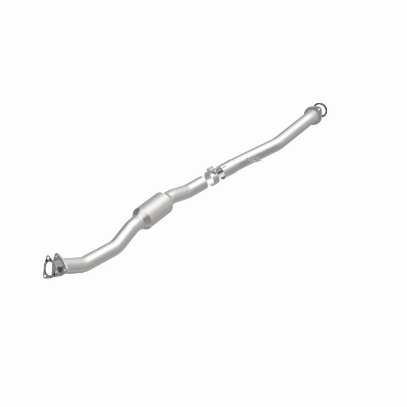 MagnaFlow OEM Grade Federal Direct Fit Catalytic Converter - 2010-2012 Subaru Outback / Legacy