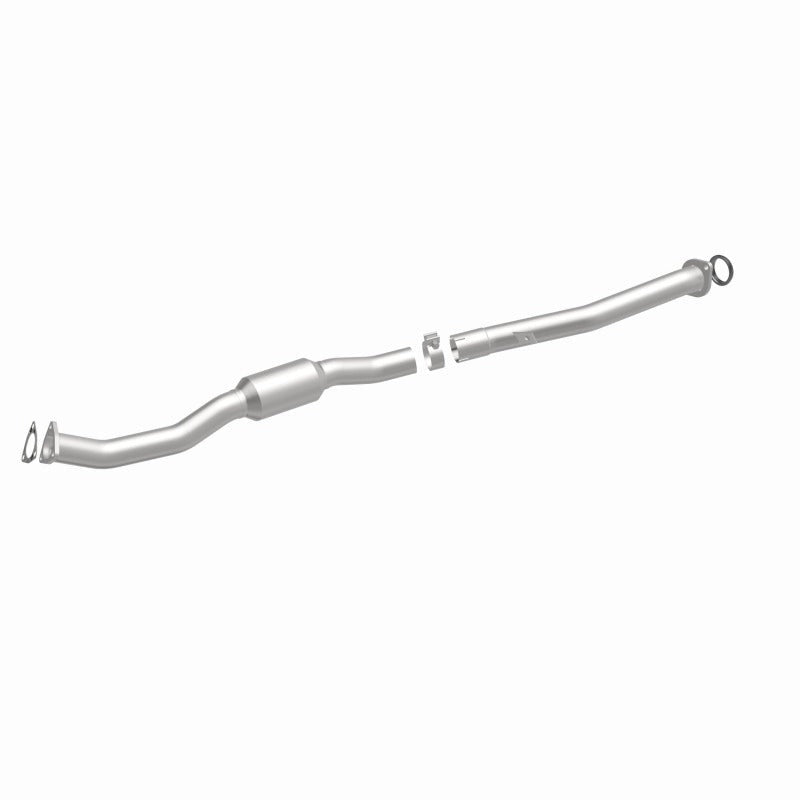 MagnaFlow OEM Grade Federal Direct Fit Catalytic Converter - 2010-2012 Subaru Outback / Legacy