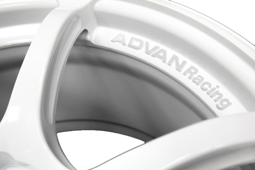 Advan RGIII Racing Special Edition White 18x9.5 +45mm 5x114.3 (Single Wheel) - 2015-2024 Subaru WRX / 2015-2021 STI / 2019-2024 Forester