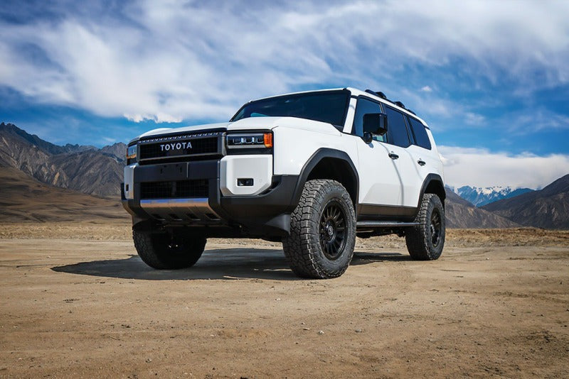 ICON 24-26 Toyota LC250 / GX550 / 25-26 4Runner Billet Rear Lower Link Kit - Gold Anodizing