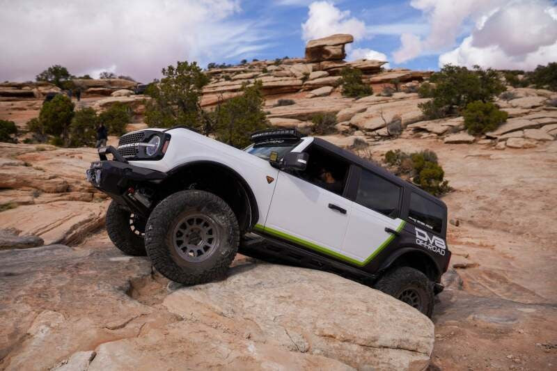 DV8 Offroad 2021+ Ford Bronco (excl. 2-Door/Raptor) FS-15 4-Door Rock Sliders V2