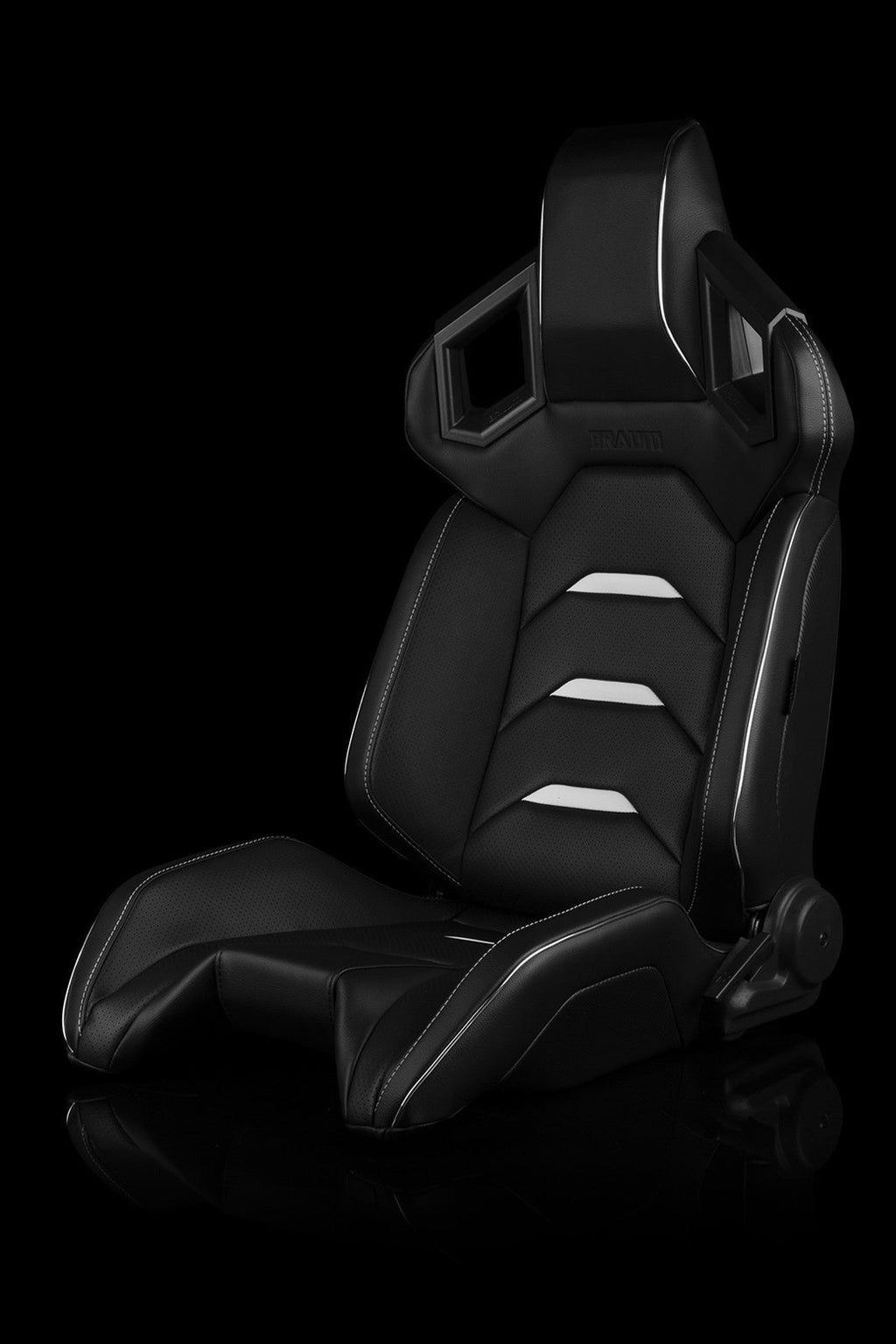 BRAUM ALPHA-X Series Sport Seats - Black / White - Universal