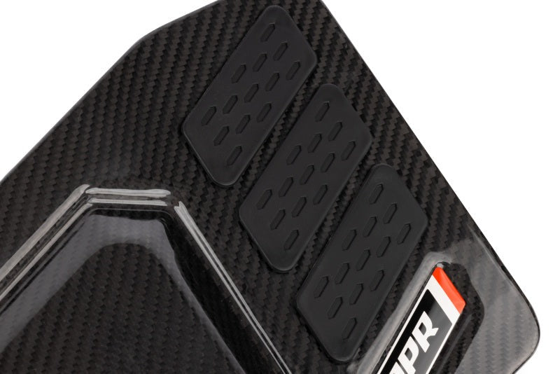 APR 22-24 Audi A3/A3 Quattro/S3/22-26 Volkswagen Golf R/GTI 2.0T Intake Port Covers - Carbon Fiber