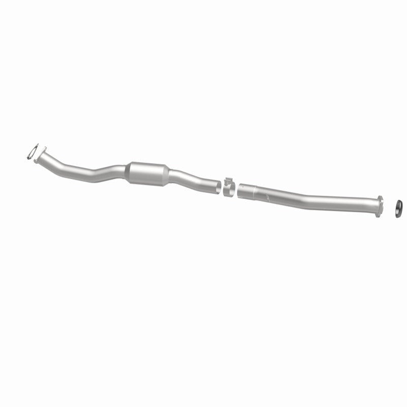MagnaFlow OEM Grade Federal Direct Fit Catalytic Converter - 2010-2012 Subaru Outback / Legacy