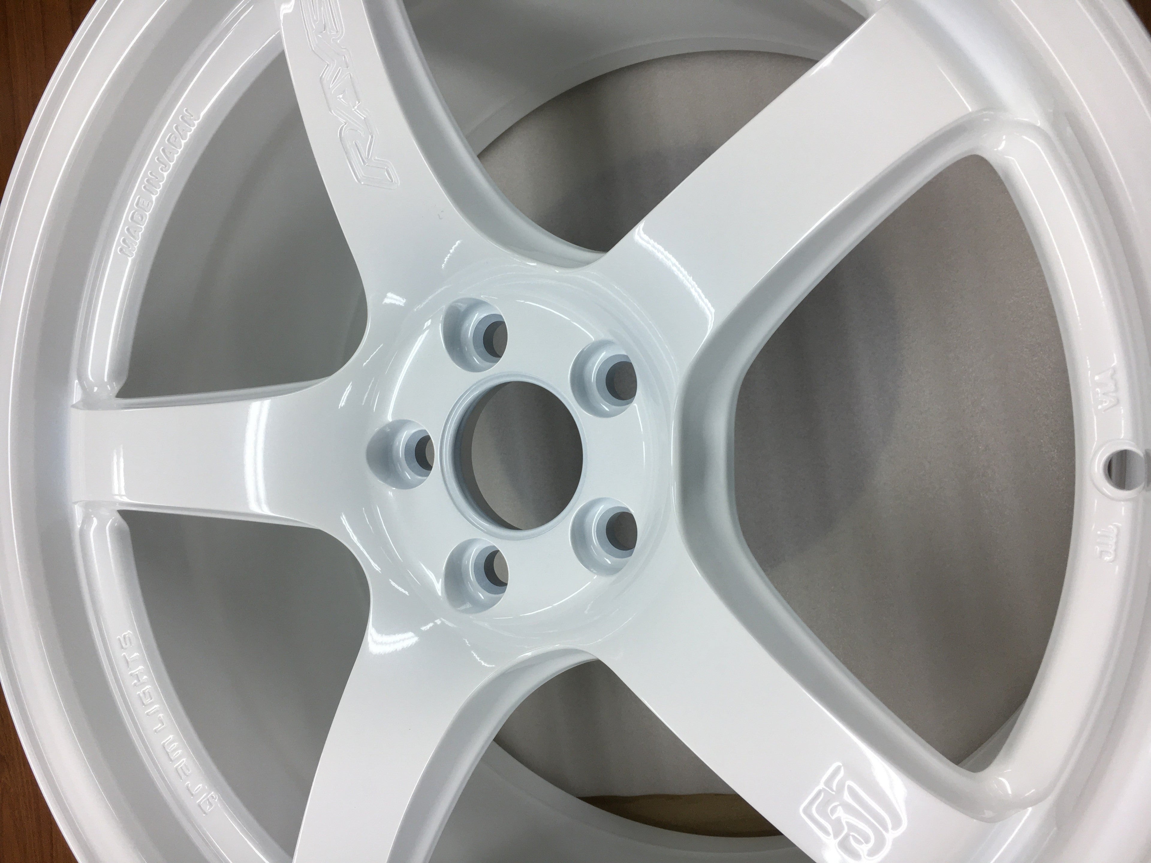 Rays Gram Lights 57CR Ceramic Pearl 18x9.5 +38mm 5x114.3 (Single Wheel) - 2015-2024 Subaru WRX / 2015-2021 STI / 2019-2024 Forester
