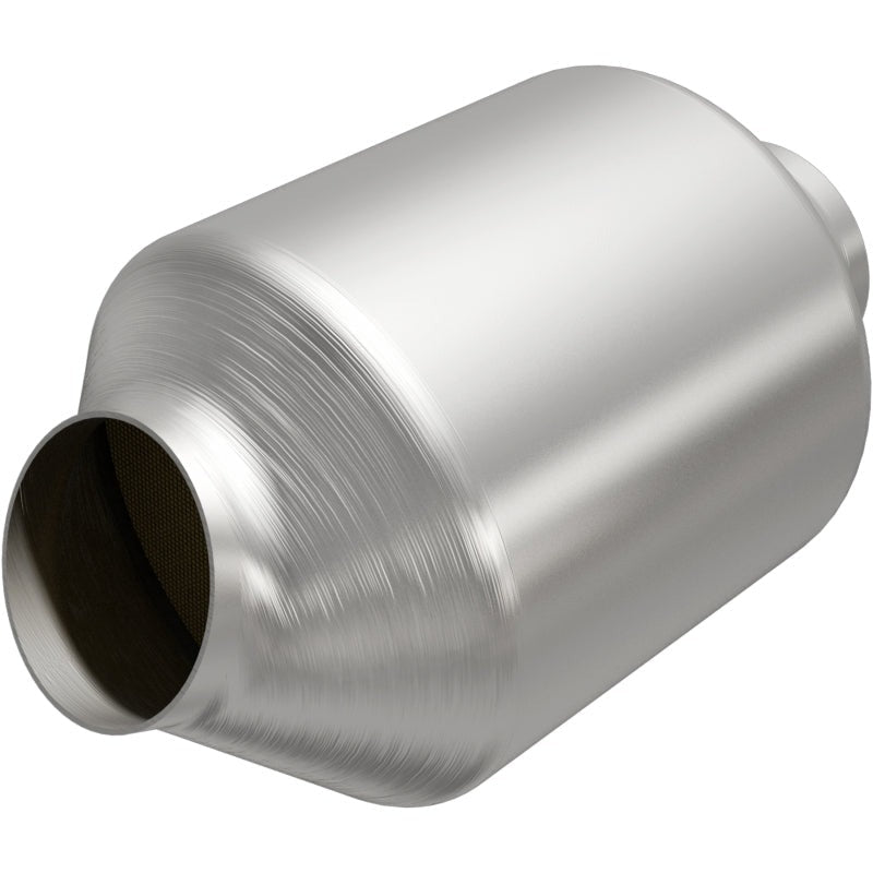 MagnaFlow CARB Compliant Universal Catalytic Converter - 2.25in Spun Center/Angle