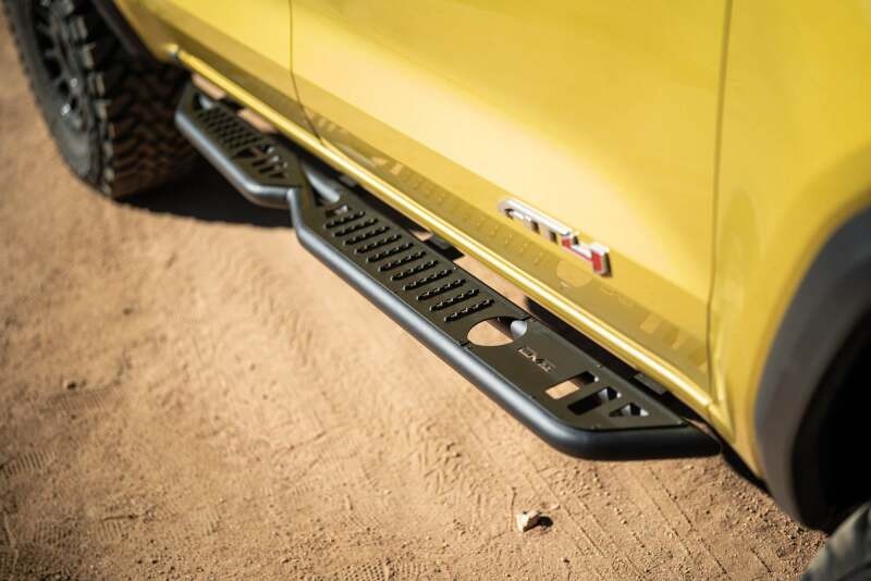 DV8 Offroad 23-24 Chevy Colorado OE Plus Side Steps - Black Steel