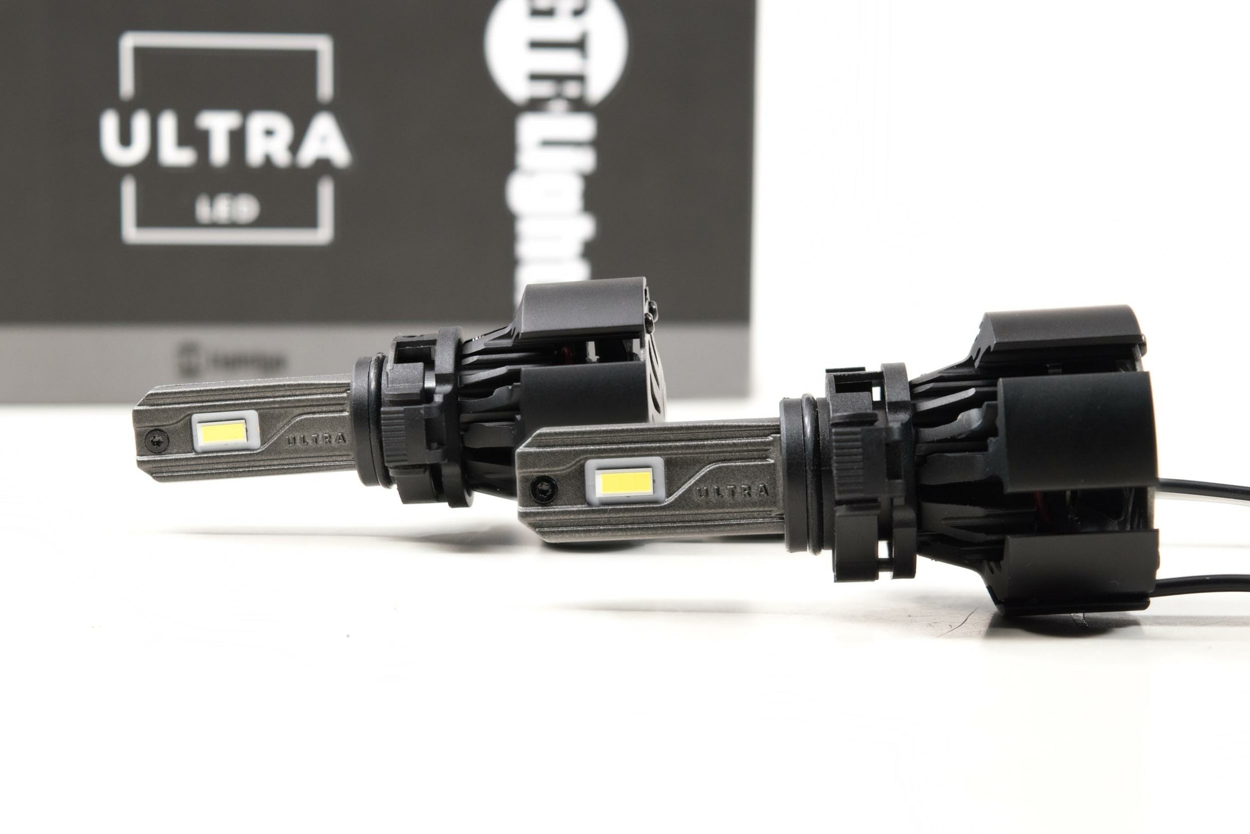 GTR Lighting Ultra Series 2.0 5202 LED Headlight Bulbs (Pair) - GTR.LED735-2PK
