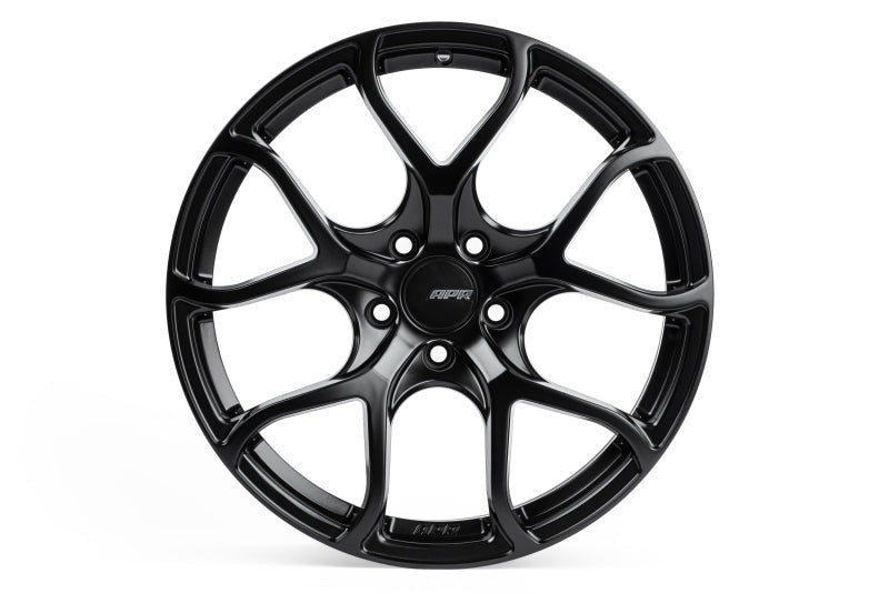 APR A01 Flow Formed 18x8.5 / 5x112 / ET45 / 66.5mm Bore / Satin Black Wheel