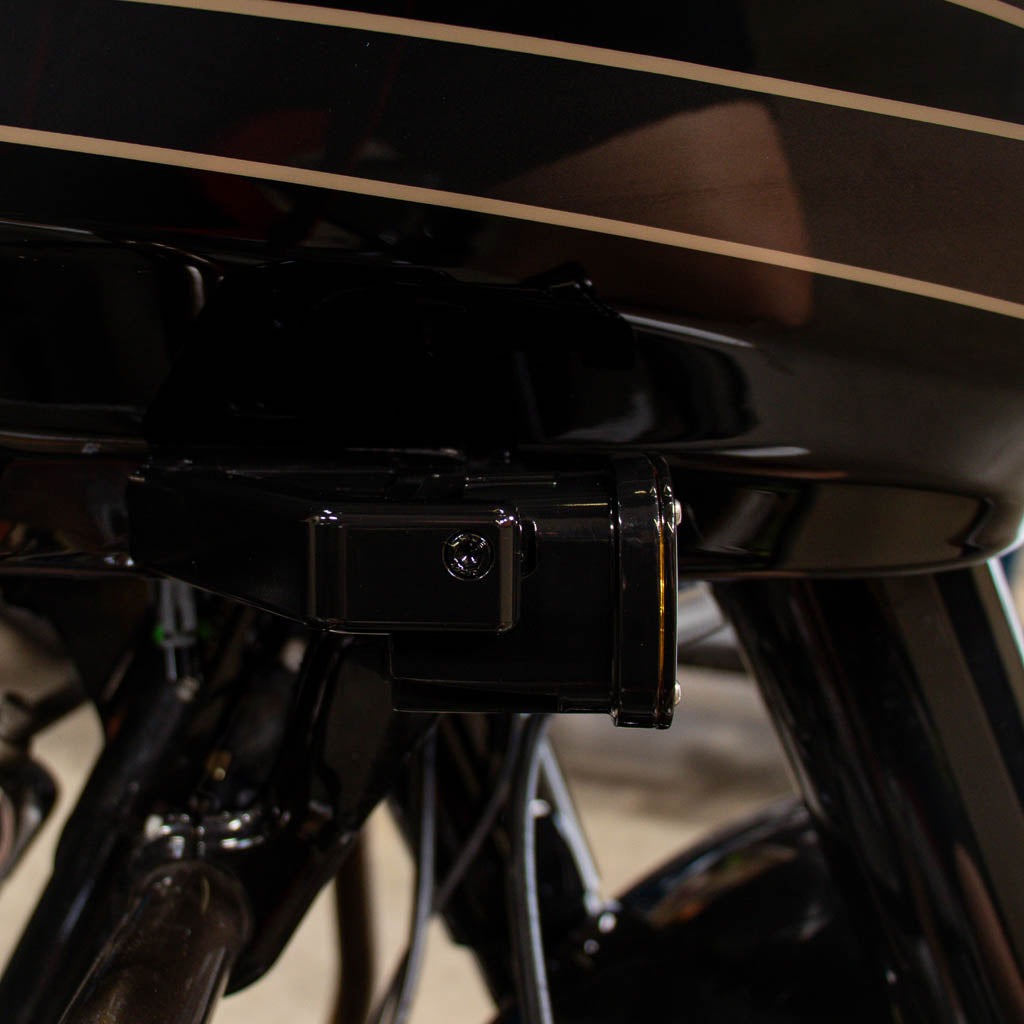 A10 MOTO 98-13 Road Glide Billet S1 Pod Front Turn Signal Kit Combo Kit
